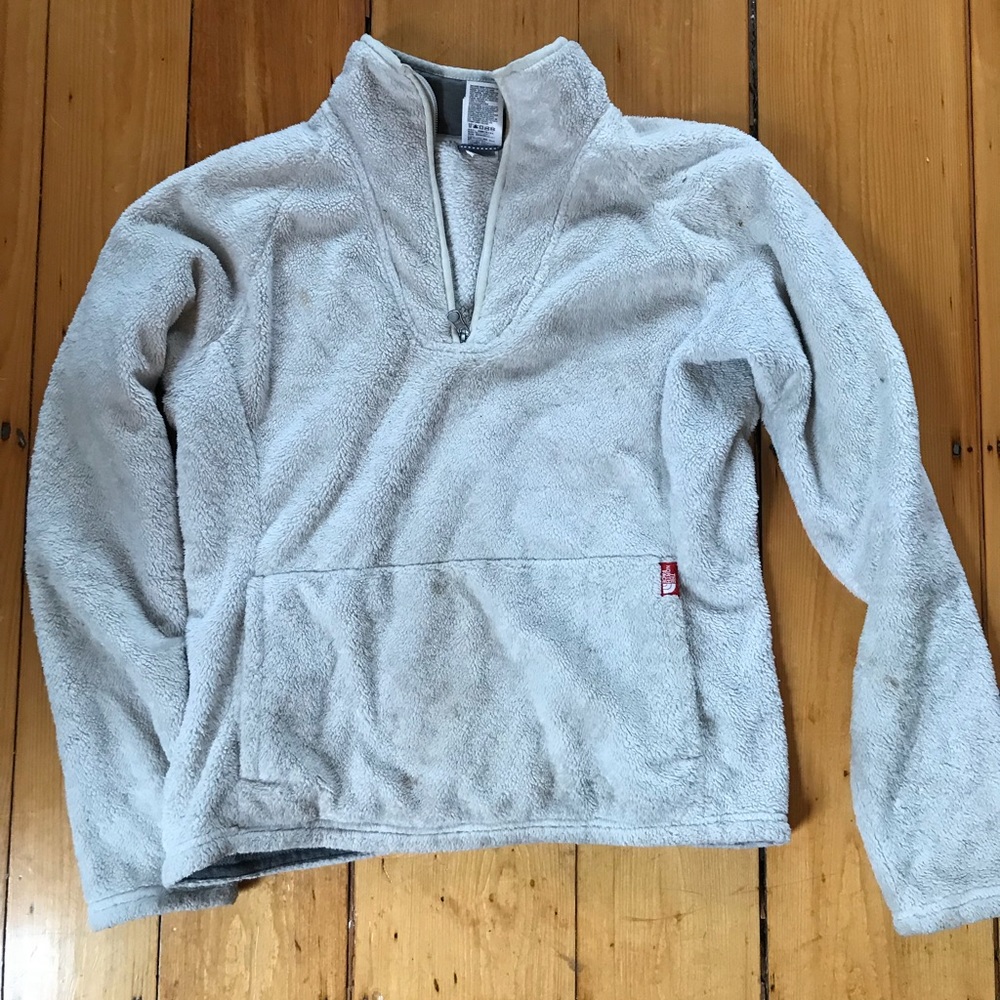 Cream Northface Pullover